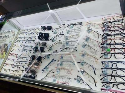 巨划算！昆明配眼镜低至29元，进口镜片3.5折起还送镜框