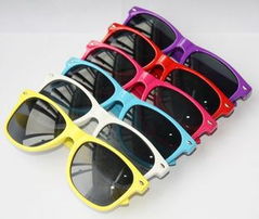 工厂直销，引领潮流 非主流大框平光镜黑框眼镜S1801批发解析